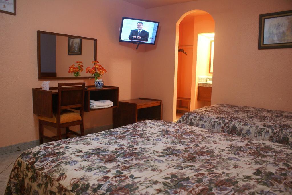 Hotel De Mexico Matamoros  Bilik gambar