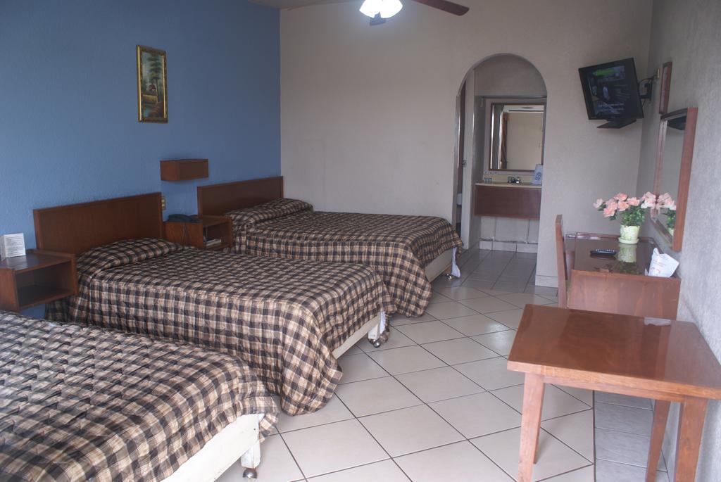 Hotel De Mexico Matamoros  Bilik gambar